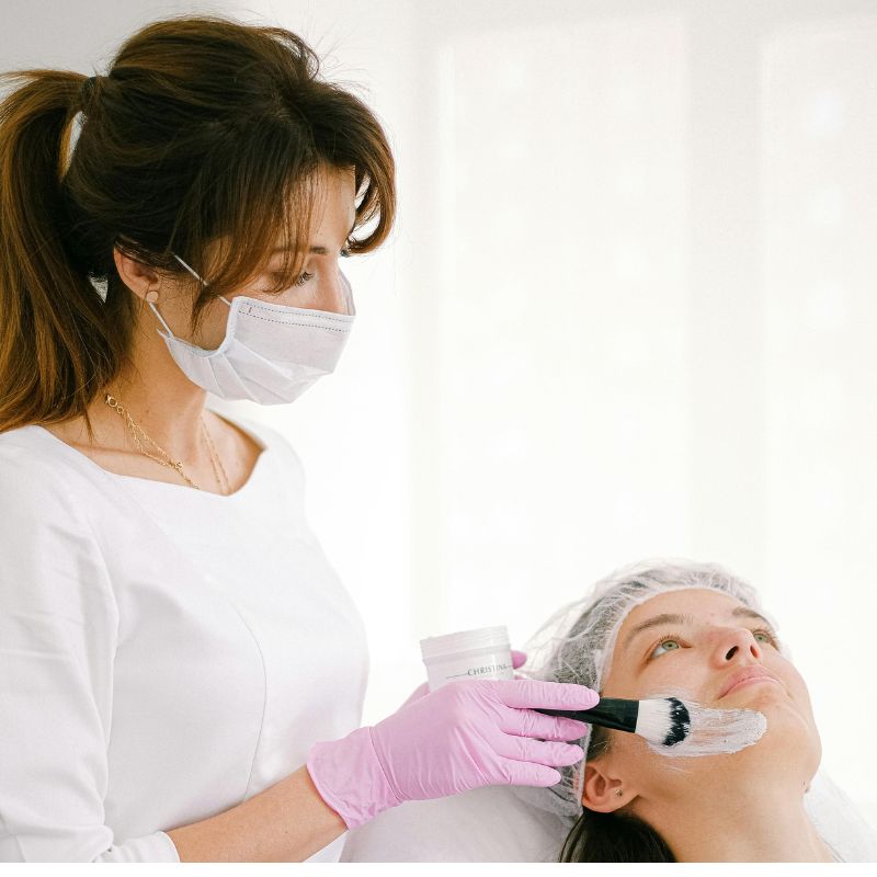 ESTÉTICA E COSMÉTICA (EM BREVE)